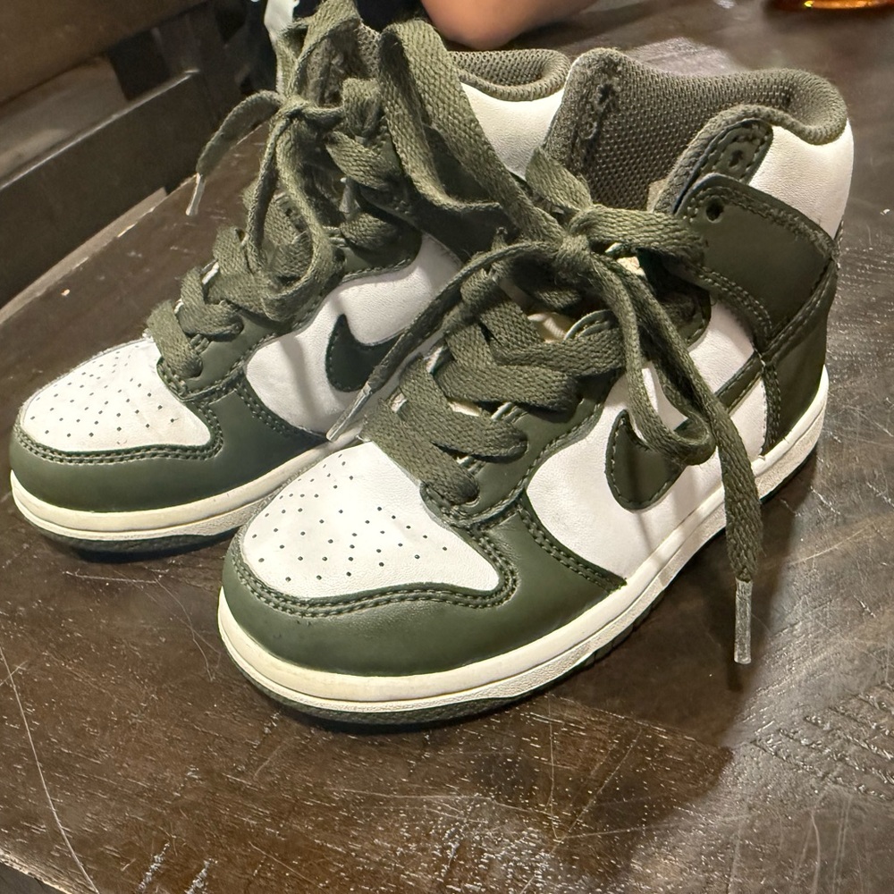 Nike Green and White High-Top Sneakers